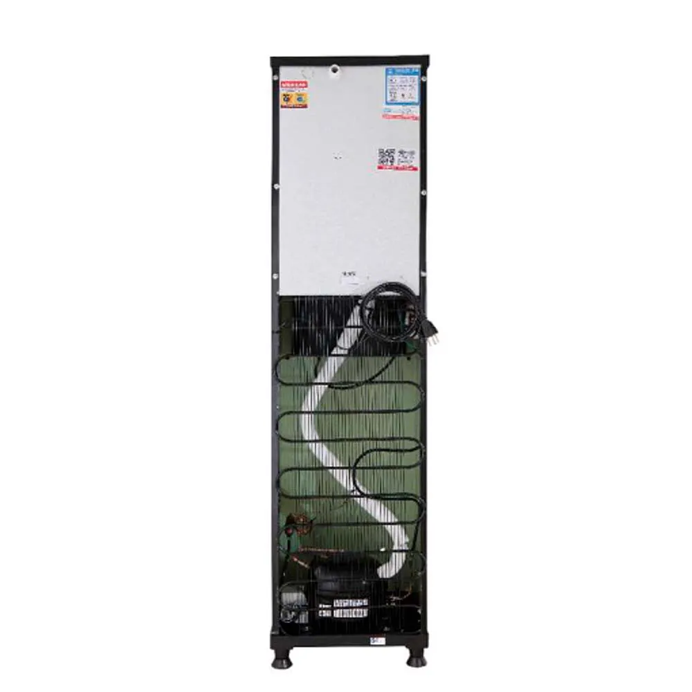 Vista traseira do Knox KX02 Black 25 litros de coluna, com o condensador, o compressor e o ponto de entrada de água